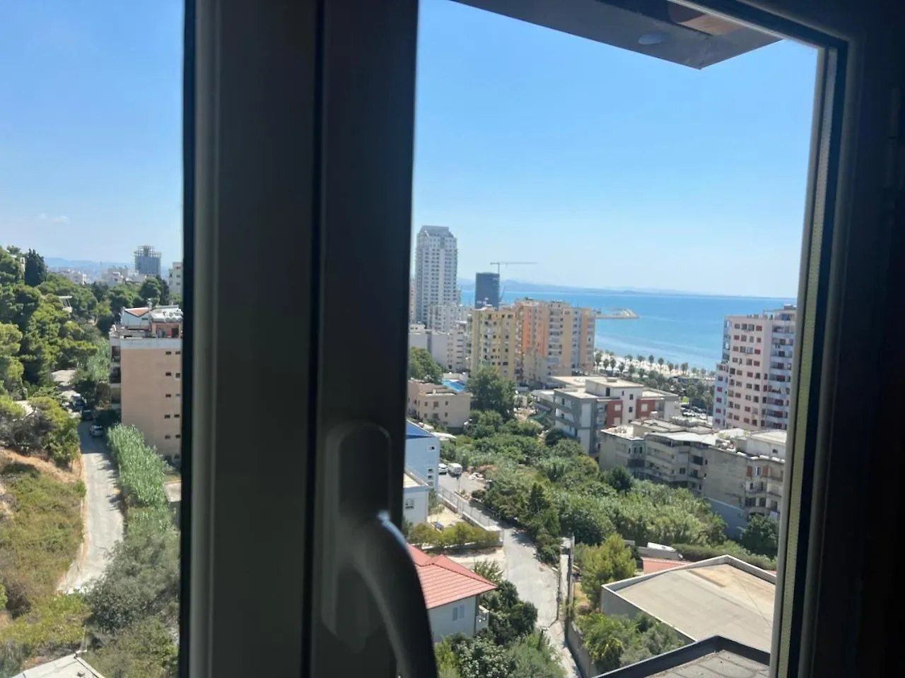 King Apartment Durres