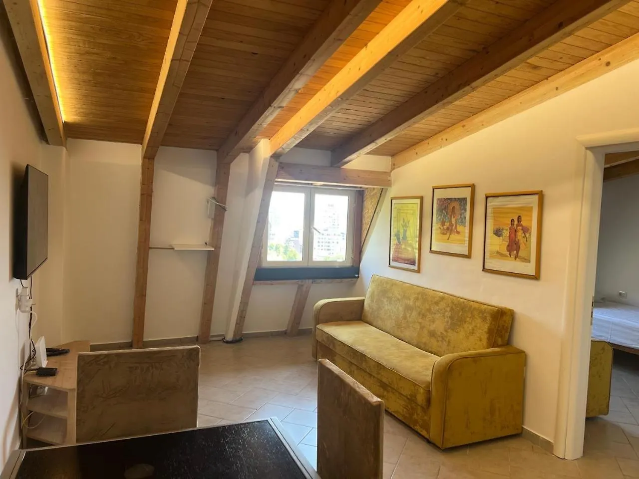King Apartment Durrës